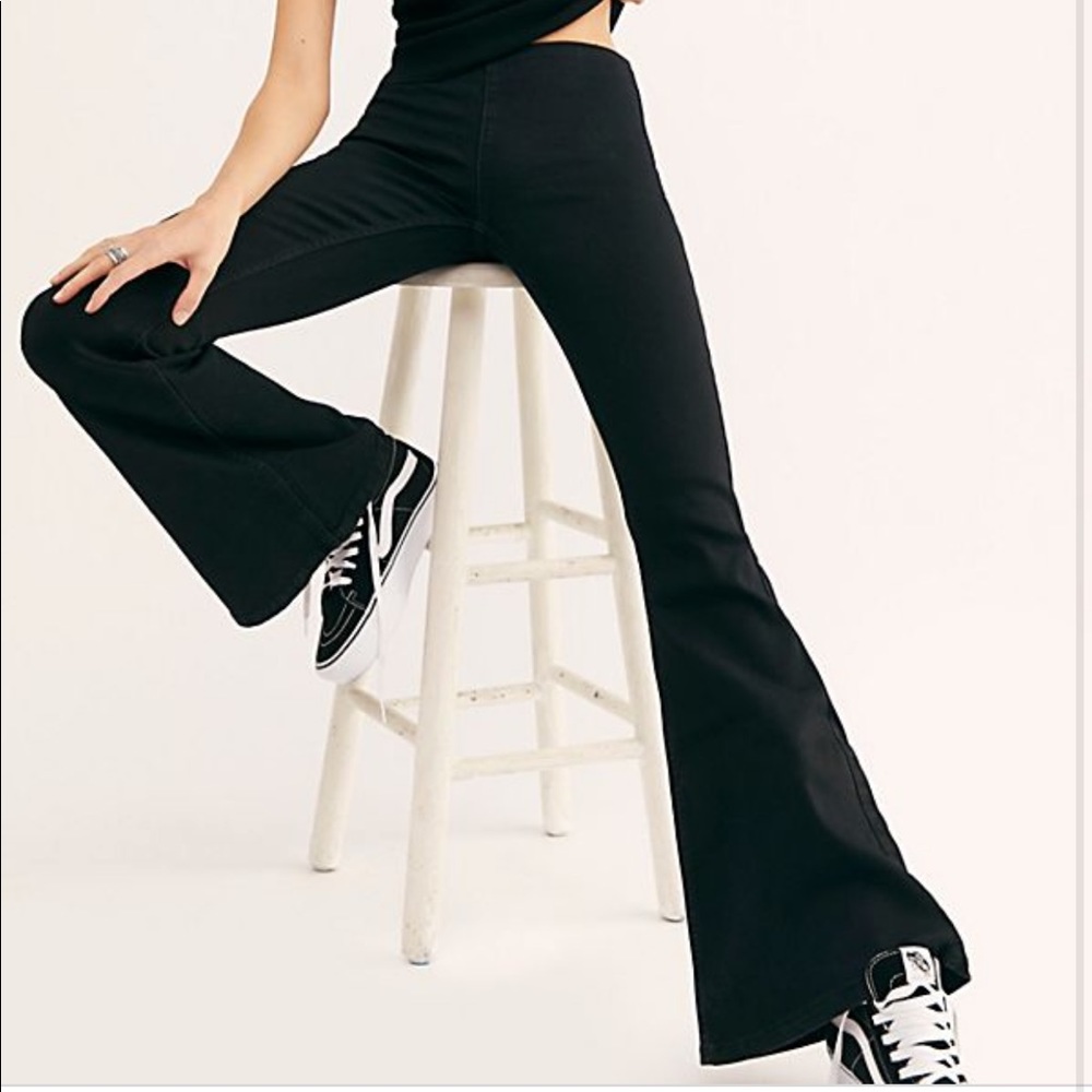 Free People- Penny Pull On Flare Jeans Black